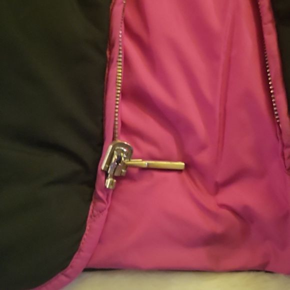 Reversible vest - Picture 4 of 4